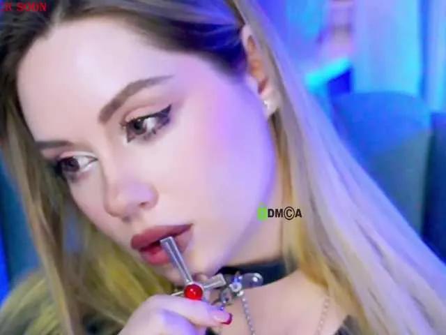 0------0 on BongaCams 