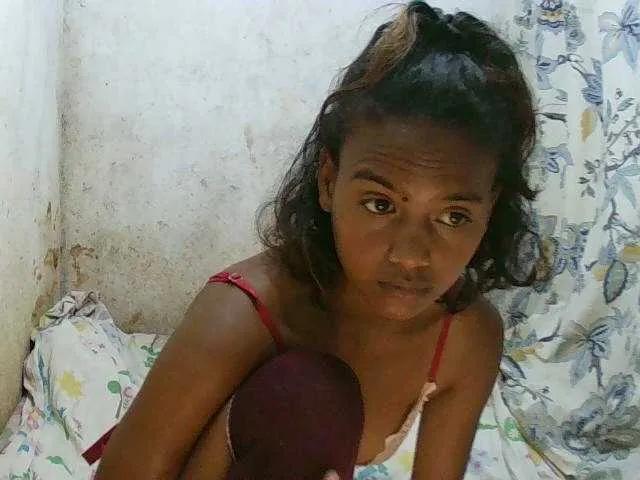 Amelliiah — Freechat on BongaCams