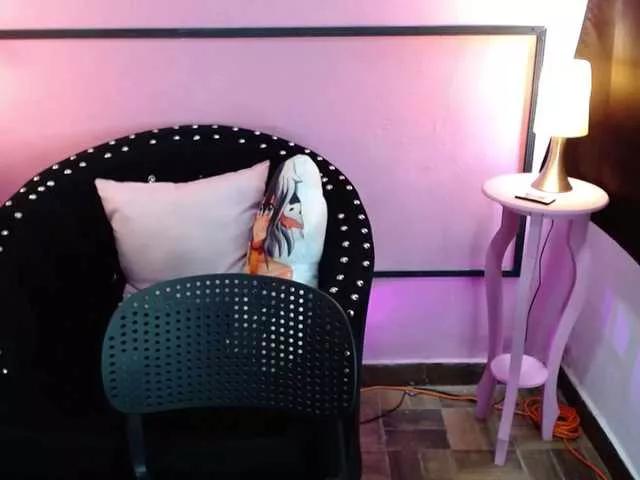 b4byMara on BongaCams 