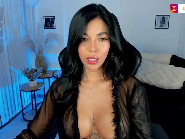 BellaRossi on BongaCams 