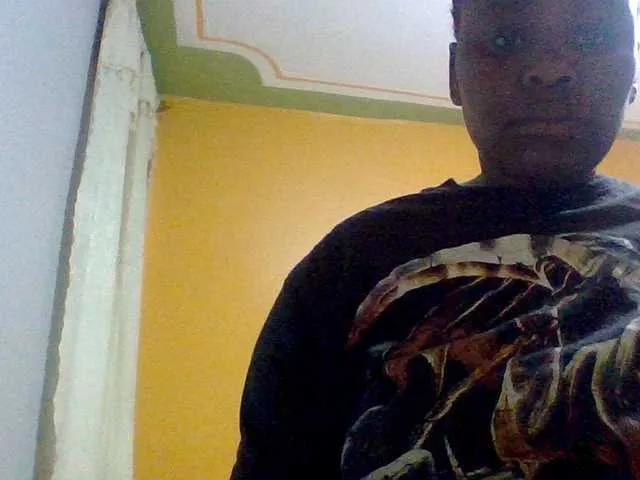 Bursty-Monique on BongaCams