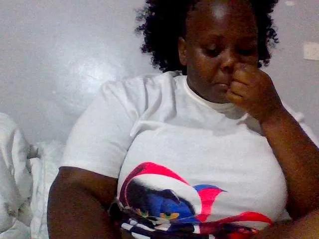 Bursty-Monique on BongaCams