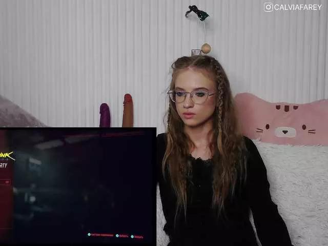 calviafarey on BongaCams