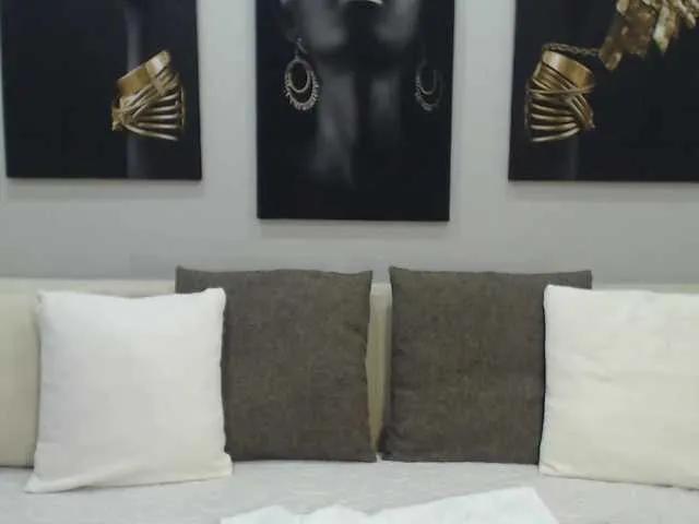 carena1 on BongaCams