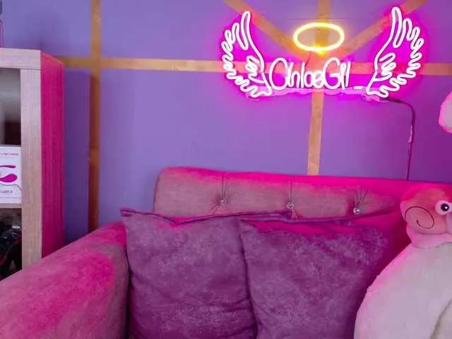 Chloegil on BongaCams