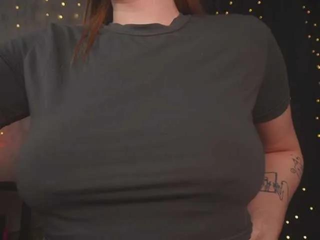 cutesoneckaaa on BongaCams