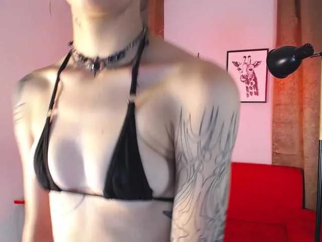 DakariaHills on BongaCams