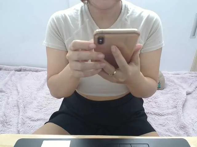 ElenaSex90 on BongaCams