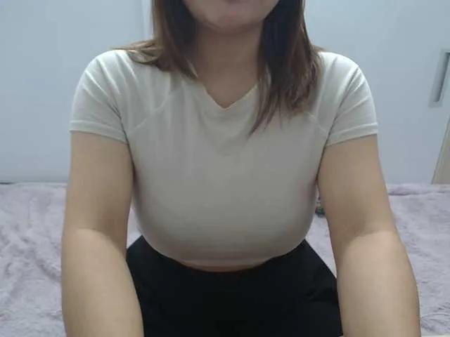 ElenaSex90 on BongaCams