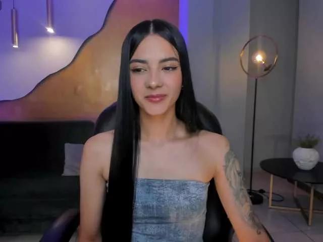 HannahJames on BongaCams 