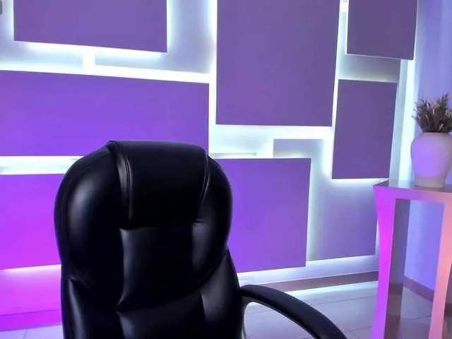 HannahJames on BongaCams 