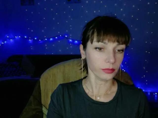 Lady-Caroline — Freechat on BongaCams