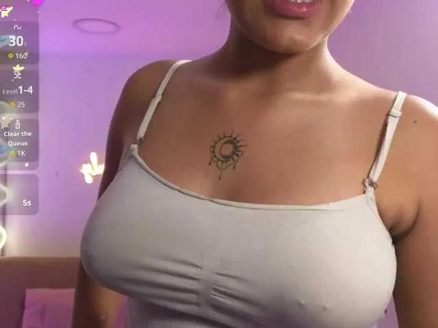 Lalalutsy-tay on BongaCams 