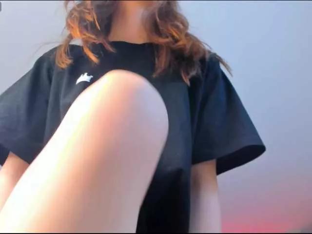 lolly-red- on BongaCams