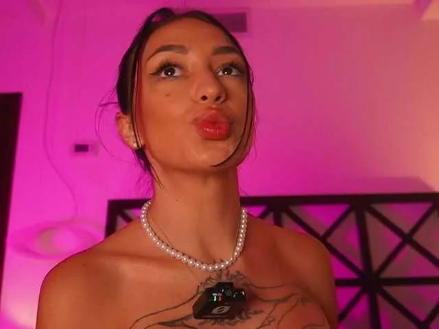 LunaMystyque on BongaCams