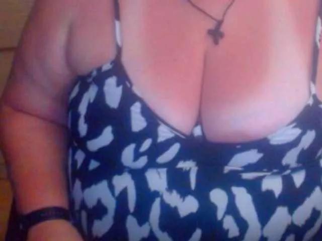 mayalove4u on BongaCams 