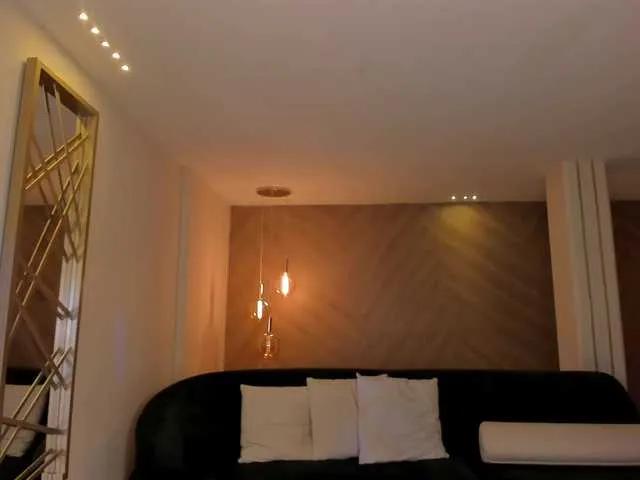 NiaSalvatore — I get horny with educated, kinky people who want to be naughty... I love that they treat me with love, but I love being your bad girl and awakening your darkest desires.