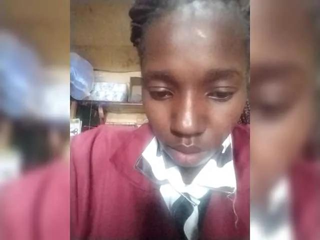 PrettyNadia120 on BongaCams