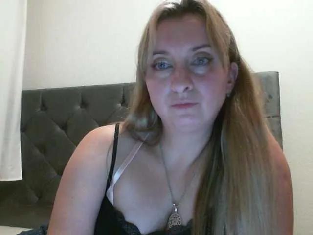 RuslanaFlower on BongaCams