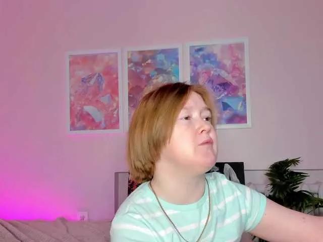 Sara-Moor on BongaCams