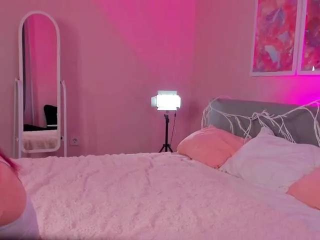 Sara-Moor on BongaCams