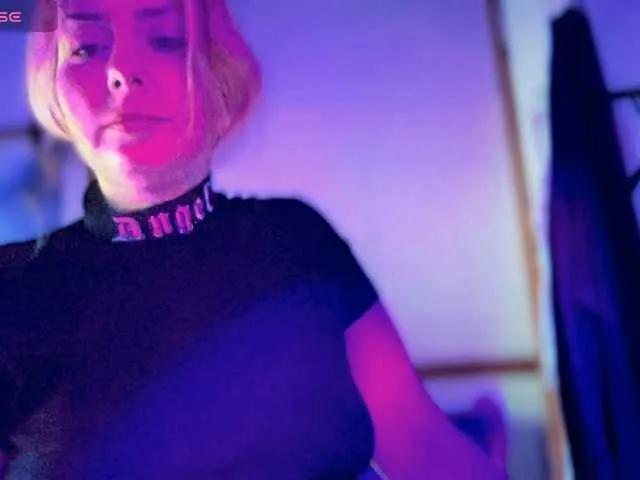 skarlett-rose on BongaCams