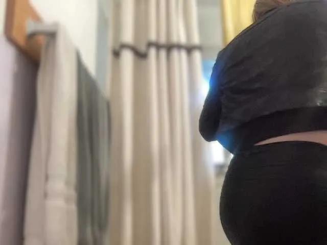 skarlett-rose on BongaCams