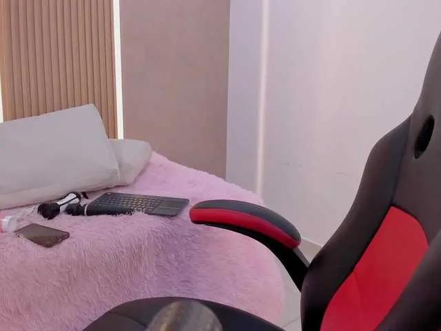 StephanySummer's avatar