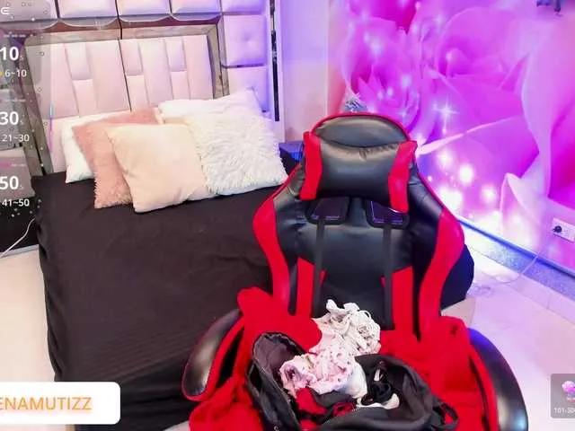 Yelena-mutiz — That vibrates my pussy