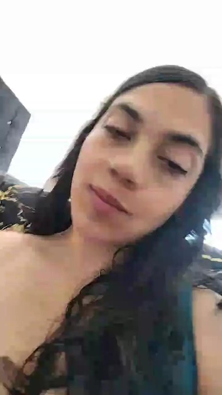 sweet_scarlett_ on Cam4