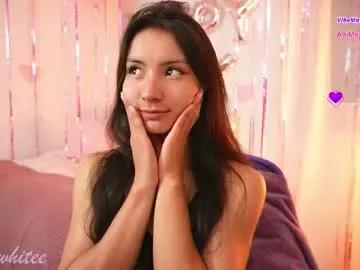 aby_whitee on Chaturbate