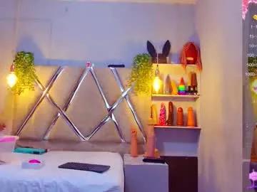 alejandra_martinss on Chaturbate