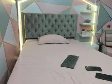 babyangel18_ — GOAL: oil in my belly [109 tokens remaining] Show belly  #pregnant #milk #daddysgirl #teen  #puffynipples