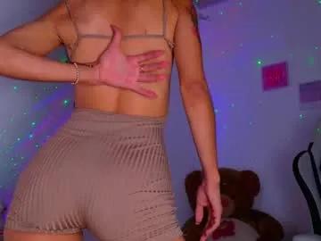 brunetteadams001's avatar