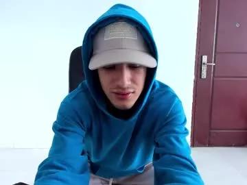 chandler_kenji on Chaturbate