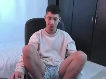 chandler_kenji on Chaturbate