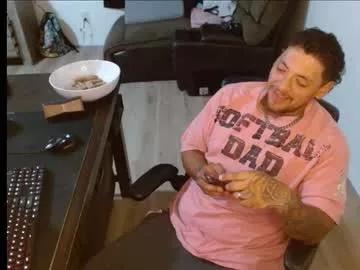 desertadventurer25 on Chaturbate 