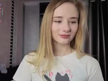 elvyrose — Goal: take off dress Hey hey!! I'm Elvina!! I love fun! #18 #new #young #tease #teen [77 tokens remaining]