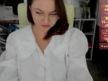 essensual_ on Chaturbate