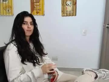 hollyshit_ — TOPLESS  Flash tits 159| Flash pussy 169| spanks 19| if u like me 9 |  HOLLYSHIT_ [1399 tokens remaining]