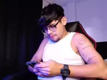 isaac_saenz on Chaturbate