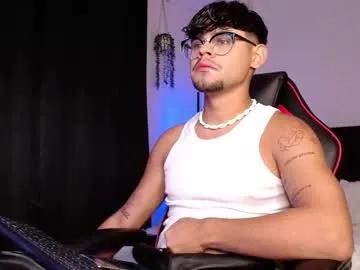 isaac_saenz on Chaturbate