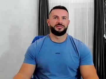 joshuamuscle69 — CrazyTicket: Show in progress. Huge cum show ! start with flexing..ass..cock hard..hole..all you love.. Tip 2000 tokens to see the show