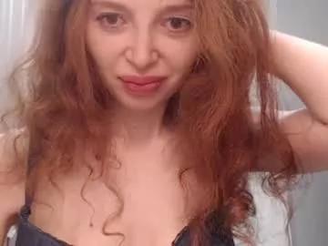 kira_foxy_ on Chaturbate