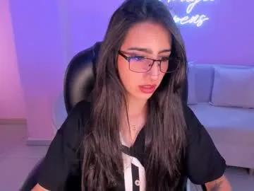 larisasmirnov on Chaturbate