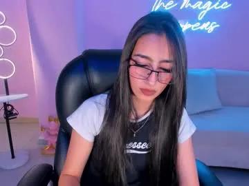 larisasmirnov on Chaturbate