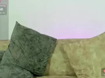 logantwink18 on Chaturbate