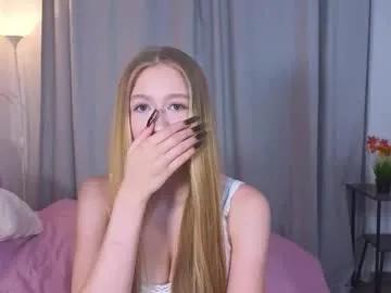 maybaybe — Hi Im Alice, I'm here, you're here. Let's have fun #new #bigtits #shy #blonde #18 Goal: I want to take off my blue top and show off my bra. [101 tokens remaining]