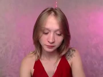 mia_cuteu on Chaturbate