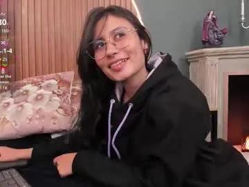 nayecloud on Chaturbate